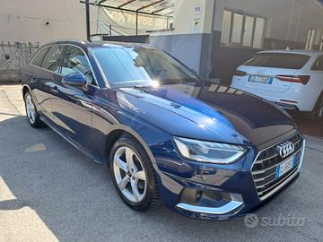 Audi A4 30 TDI/136 CV S tronic Business Advanced