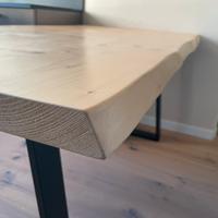 Tavolo in legno massello