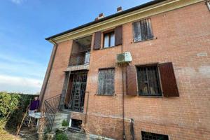 Immobile in asta di 119 m² con 3 locali e box auto