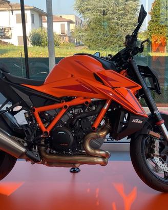 Ktm 1390 Super Duke SUPERDUKE R