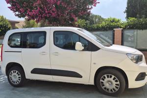 AUTOCARRO OPEL COMBO EURO 6