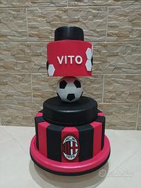 Torta rivestita in gomma tema Milan 