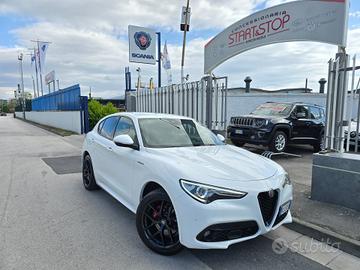 Alfa Romeo Stelvio 2.2 Turbodiesel 210 CV AT8 Q4 V