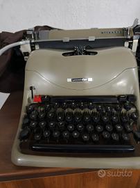 MACCHINA DA SCRIVERE LEXIKON 80 OLIVETTI