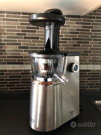 Hotpoint slow juicer SJ 4010 AX1 di Ariston