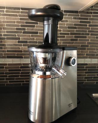 Hotpoint slow juicer SJ 4010 AX1 di Ariston