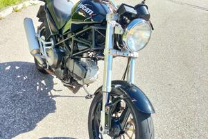 Ducati Monster dark 600