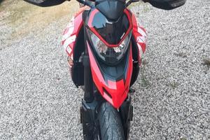 ducati hypermotard 950