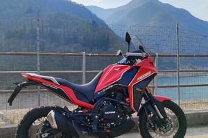 Moto Morini XCAPE - raggi, red passion