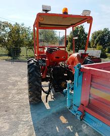 Trattore  con rimorchio trainante