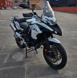 Benelli trk 502x