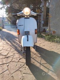 Vespa p 200 e