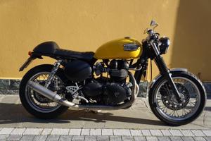 Triumph thruxton 900 carburatori