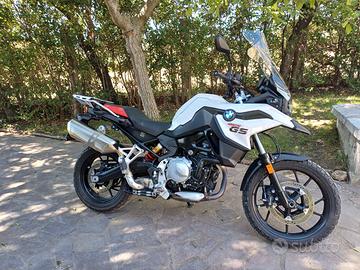 BMW F750 GS (FULL)