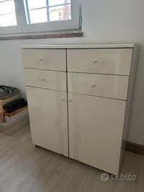 Mobiletto multiuso