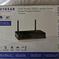 Modem Netgear Wireless ADSL2 + Modem Router DGN220