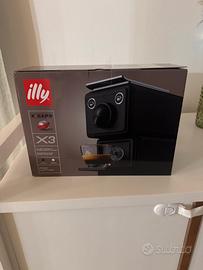 Macchinetta del caffé Illy x-3 caps