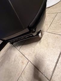 Seggiolino senza e con isofix