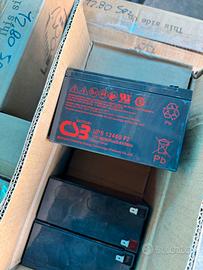 Batteria usata AGM ermetica al piombo 12V