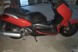 Yamaha xmax 250