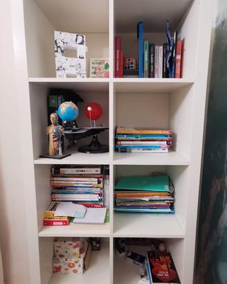 Libreria a cubi per studio o cameretta ragazzi