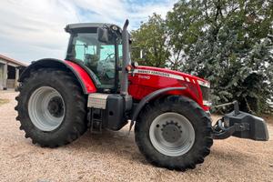 Massey Fergunson 8690