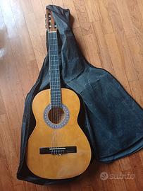 Chitarra Eko 3/4 con custodia 