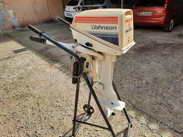 Fuoribordo 2 cil 2 t leggero 24 kg rimessato