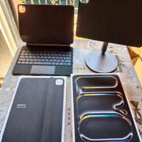Bundle Ipad pro 11 pollici M4 2024 256 GB  Wifi