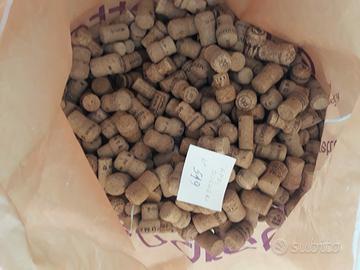 Tappi in sughero usati