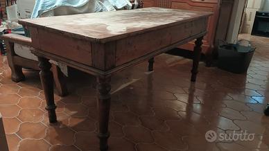 Tavolo legno antica cucina