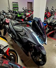 Kymco AK 550 PARI AL NUOVO