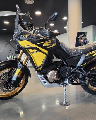 Voge Valico 800 DSX Rally Prove su Strada