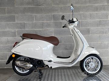 Vespa 125 Primavera - 2022 Prova Riscatta o Rendi