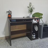 Scrivania  solo su ritiro a casa