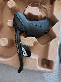 Leva SRAM rival 22