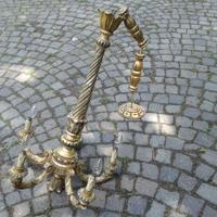 Lampadario a 5 luci in legno dorato