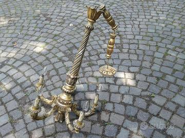 Lampadario a 5 luci in legno dorato