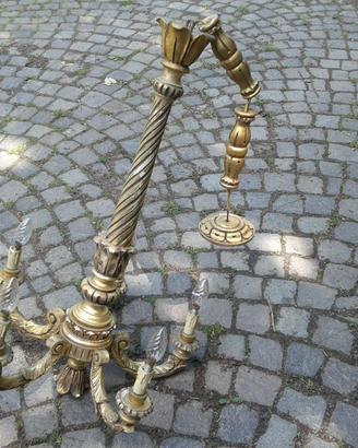 Lampadario a 5 luci in legno dorato