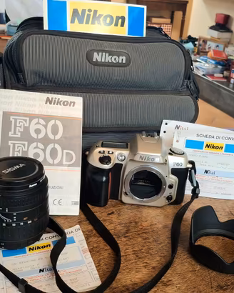 Reflex Nikon F60