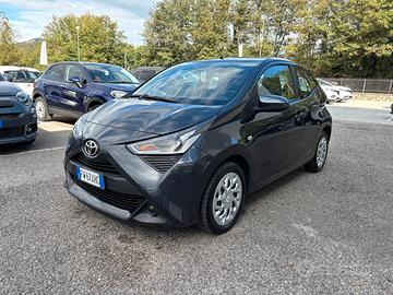 Toyota Aygo 1.0 AUTOMATICA 5 porte - 2019