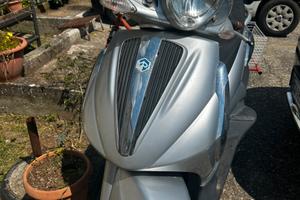Piaggio Beverly 300 i.e.