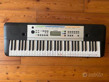 tastiera pianola Yamaha YPT- 255