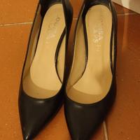 Scarpe Décolleté nere con tacco n.39