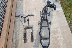 Telaio manubrio forcella Aprilia SR 50