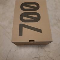 Yeezy Boost 700 Analog