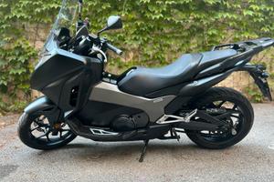 Honda integra dct 2017