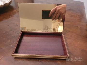 Scatola vintage in ottone con interno in radica