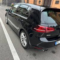 VOLKSWAGEN Golf 7ª serie - 2013