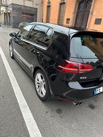 VOLKSWAGEN Golf 7ª serie - 2013